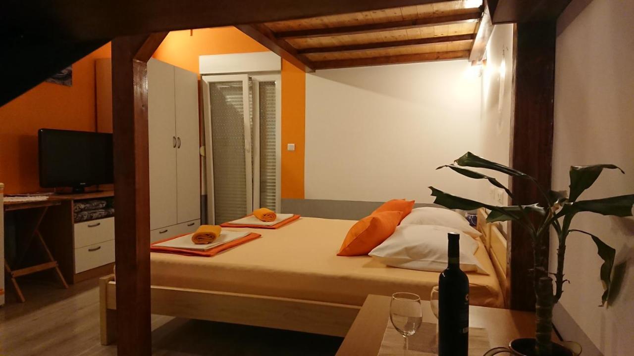 Apartment Lid Omiš Exterior foto